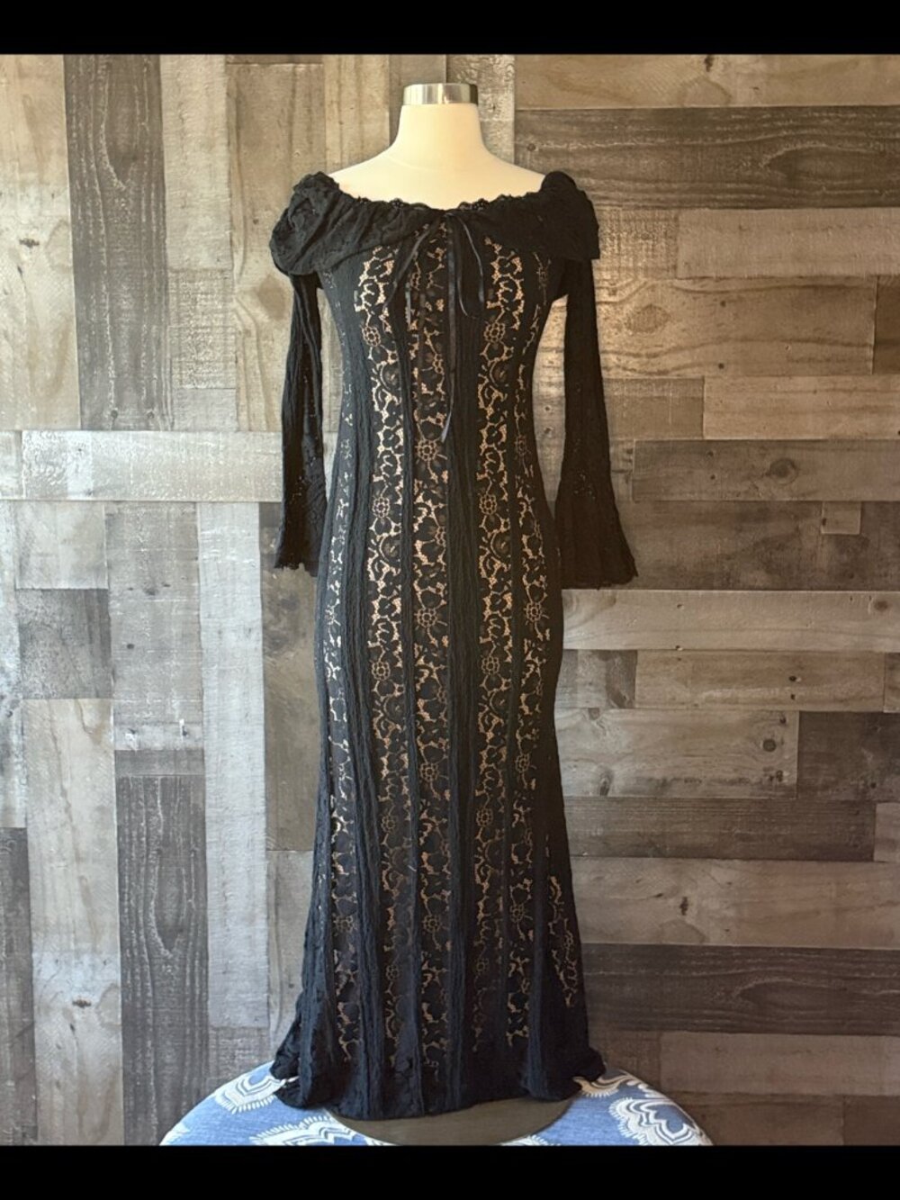 Black lace long sleeve maxi dress small whimsigoth Wednesday goth witchy grunge